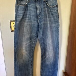 GAP Men's Classic Indigo Straight Jeans